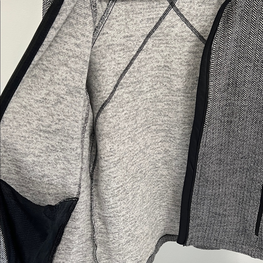 Gray Herringbone Zip-Up Jacket - image 6